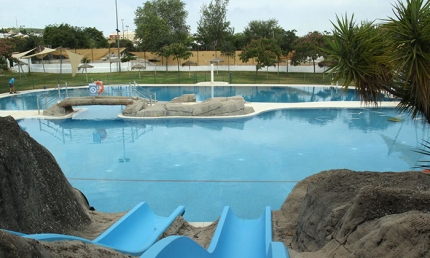 La piscina municipal de Lucena abrirá este jueves tras recuperar unos parámetros normales