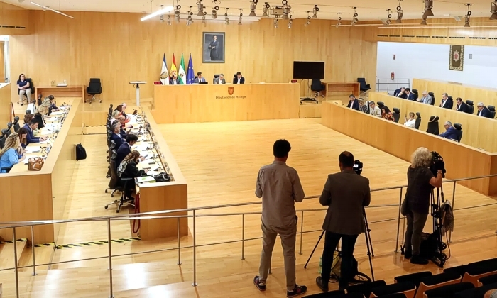 La Diputación aprueba en pleno el cambio de uso de la residencia La Vega de Antequera